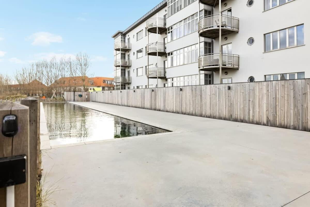 Huswell - Apartment With Natural Swimming Pool Middelkerke Esterno foto