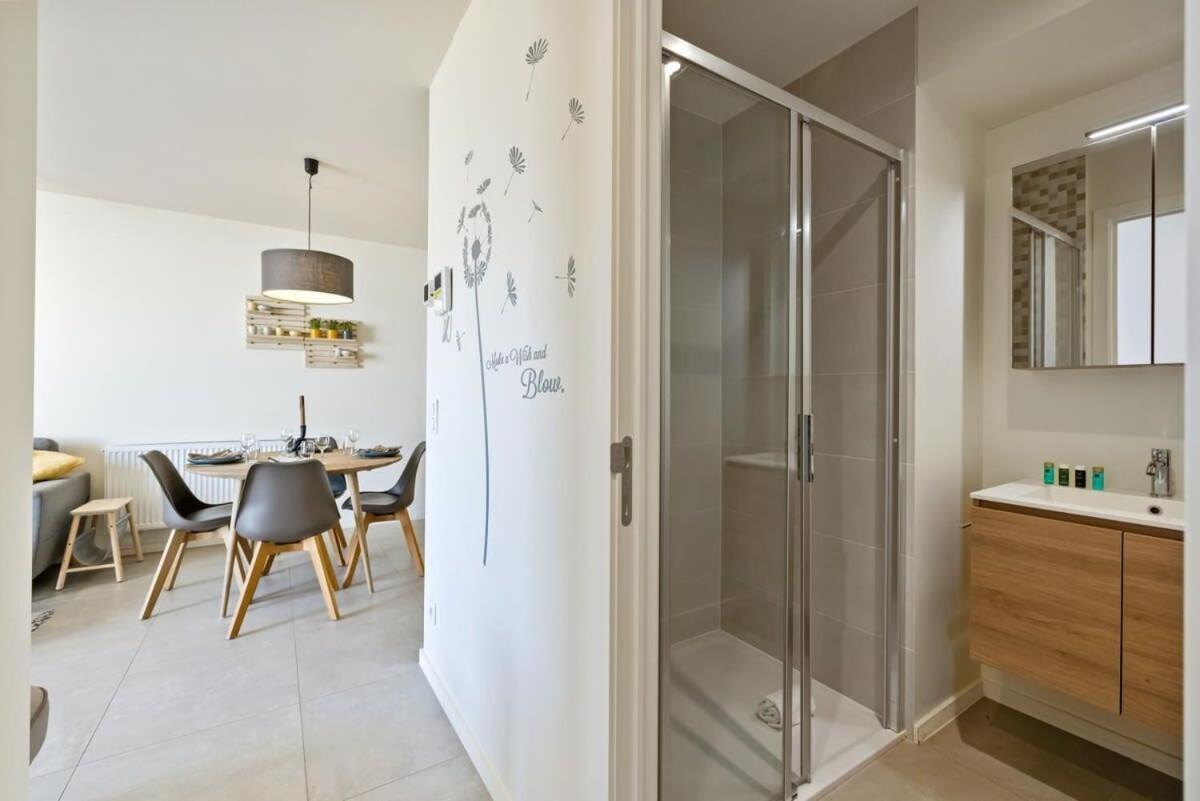 Huswell - Apartment With Natural Swimming Pool Middelkerke Esterno foto